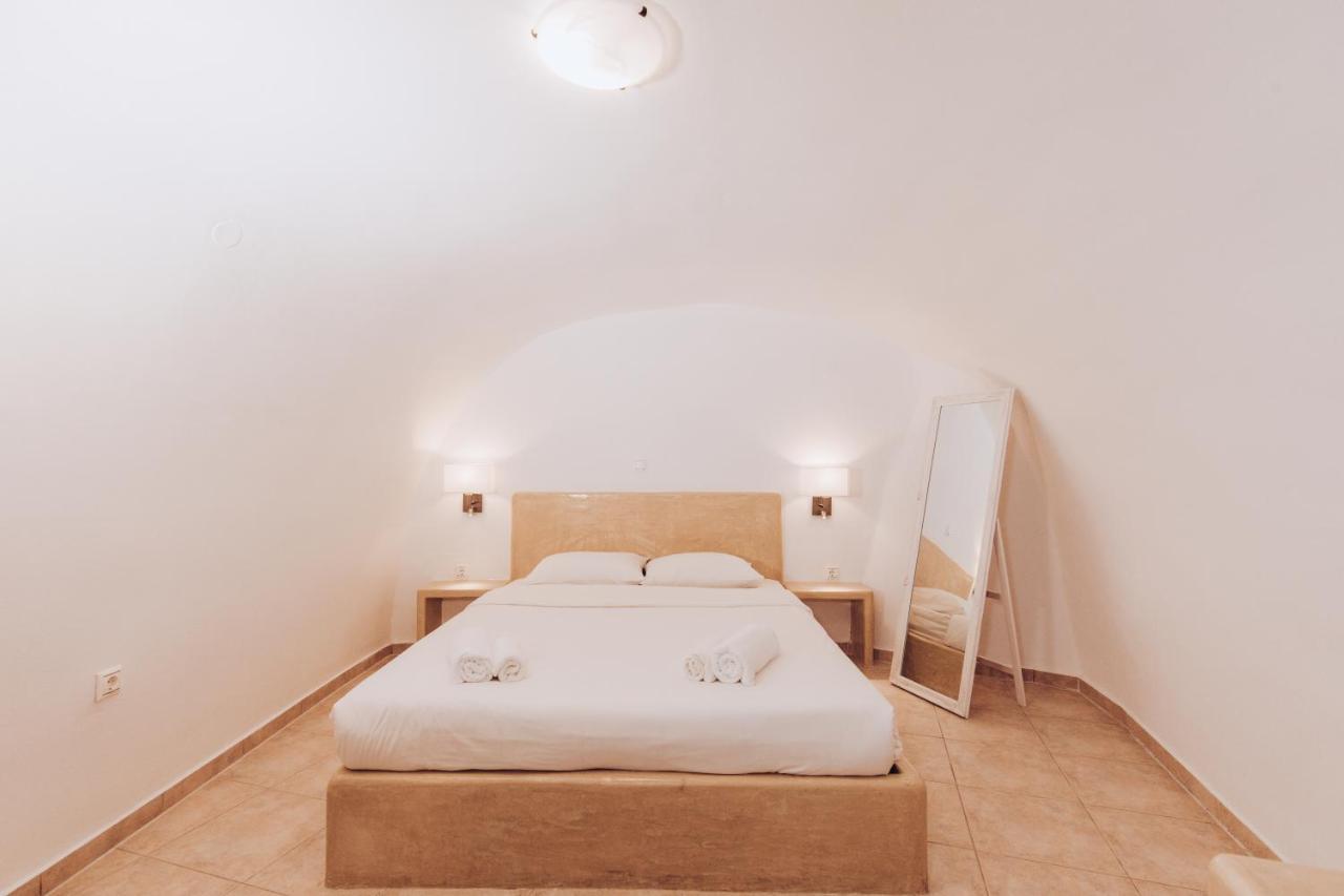 Villa Gemini Cave à Oia  Extérieur photo