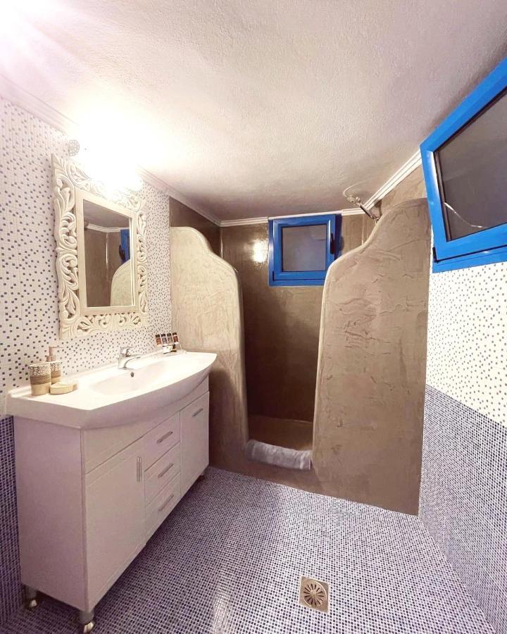 Villa Gemini Cave à Oia  Extérieur photo
